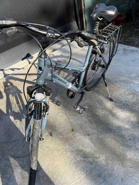 Bicicletă de damă.