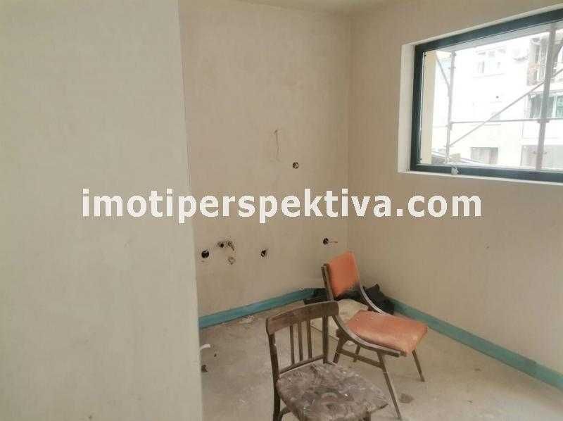 Продава се Тристаен апартамент в Пловдив, Център - 89 кв.м за 1826 €/кв.м - Снимка #3