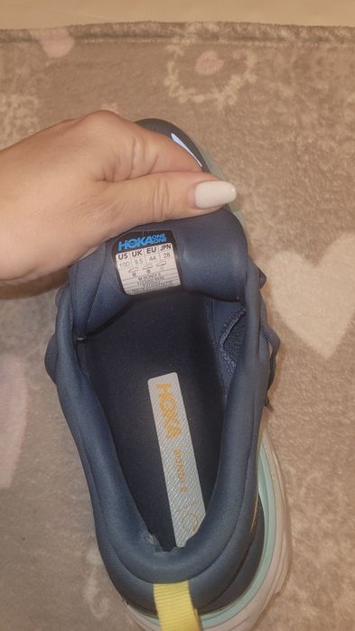 Hoka marime 44 stare buna