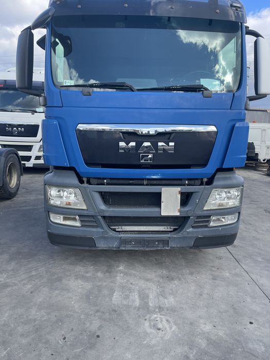 Vand  sau schimb man tgx 440 .2012 .chit hidraulic bena