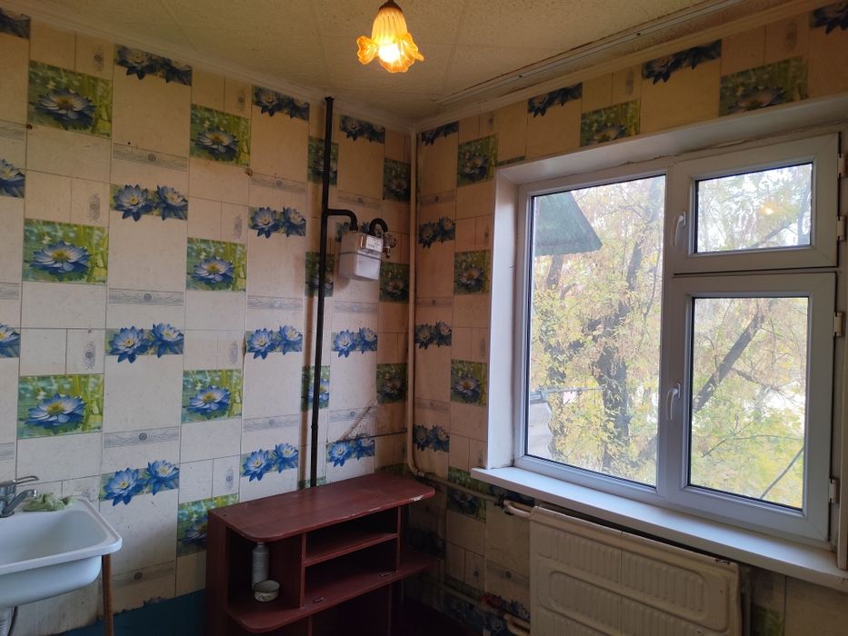 Продается однокомнатная квартира на втором этаже Сейфуллина 100