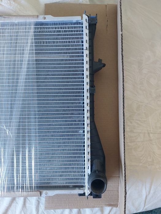 Radiator nou BMW 520i