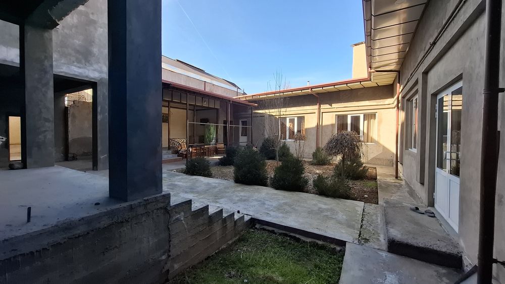 Олим полвонда, 6 сотих уй склади билан арендага берилади