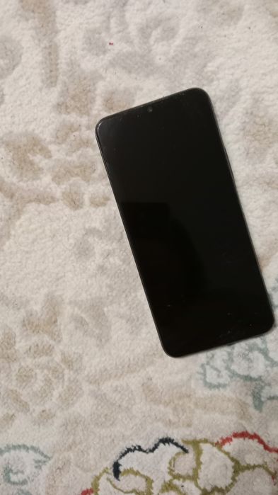 Продам телефон Viv33s,Б/У. 40000тн,в отл состояний