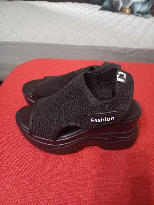 Дамски сандали,два чифта