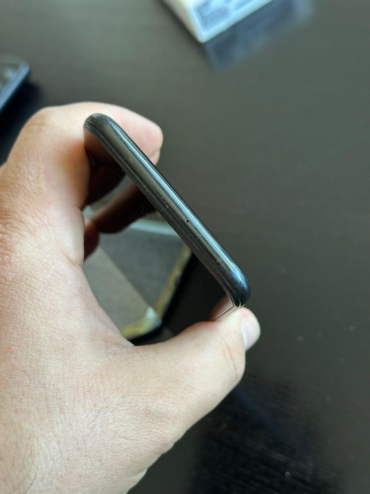 Samsung galaxy a20e 32/3gb