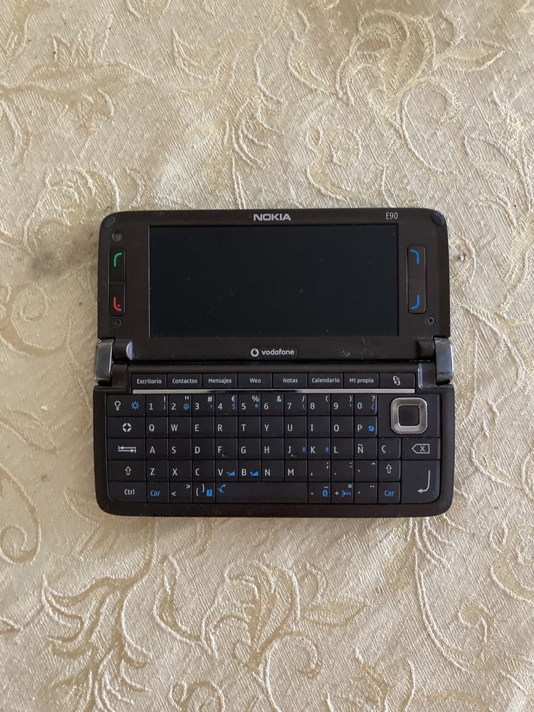 Nokia e90 communicator
