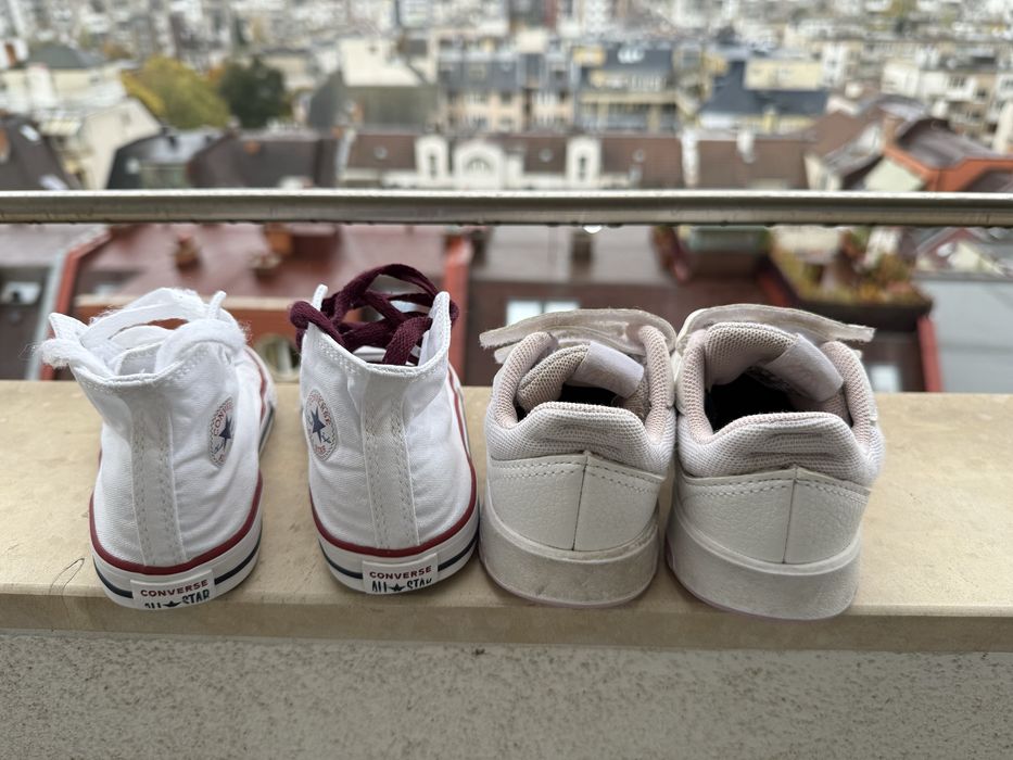 Маратонки Adidas и кецове Converse - 24 номер