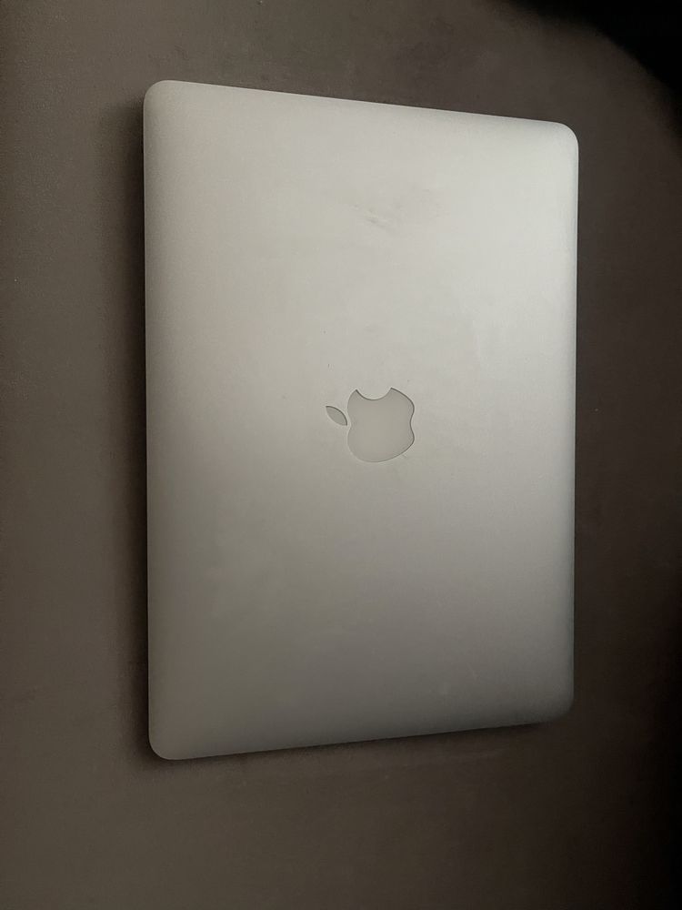 Macbook air 13 2015года