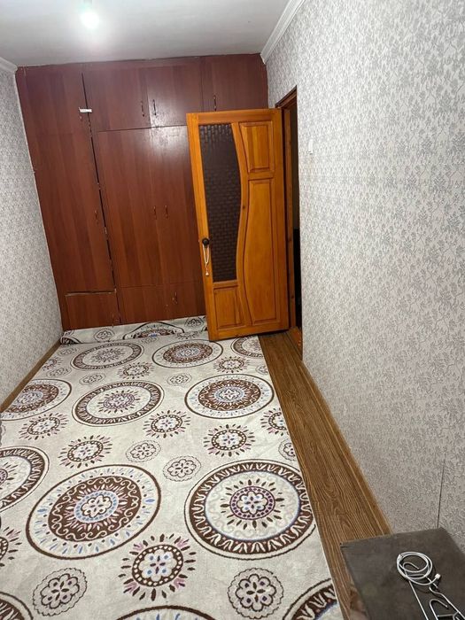 ПАРКЕНТСКИЙ м-в(Бехруз ресторан)! Дешёвая цена! Срочная продажа!!!