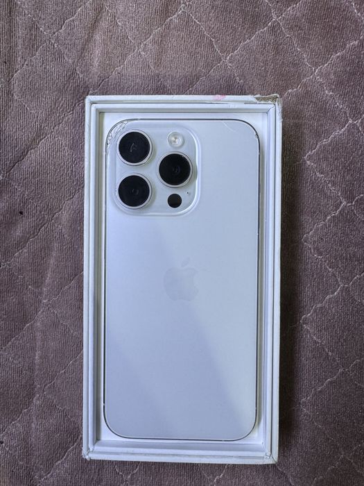 Iphone 15 pro 512 gb.