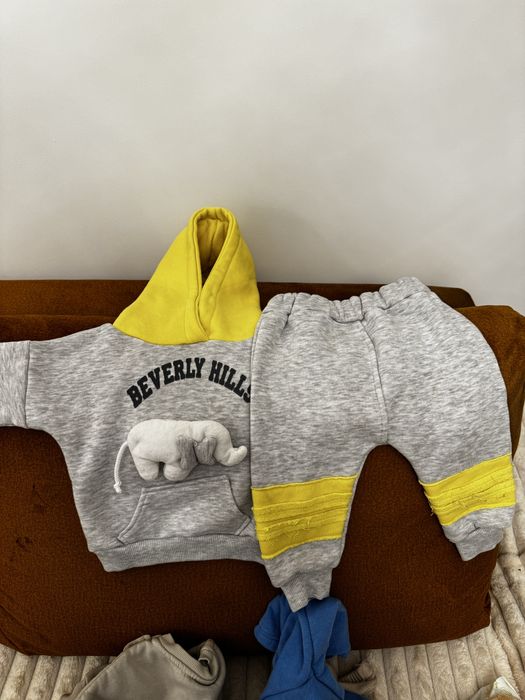 Бебешки дрехи от 6 до 9 месеца