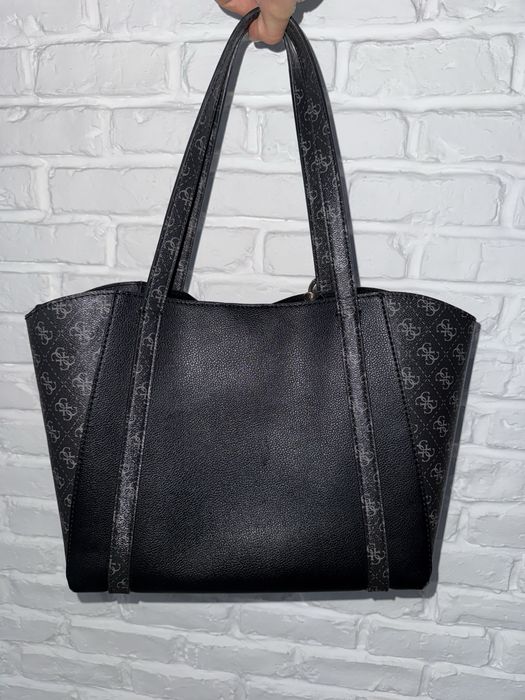 GUESS Дамска чанта НОВИ