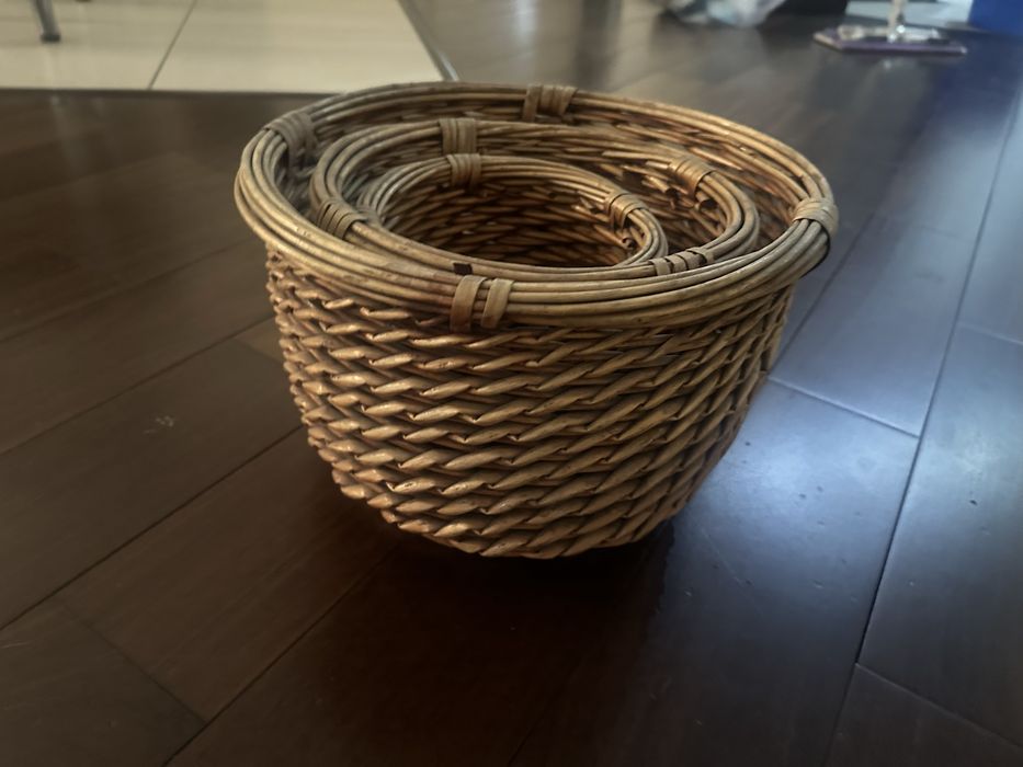 Продается кашпо из ротанга (комплект)