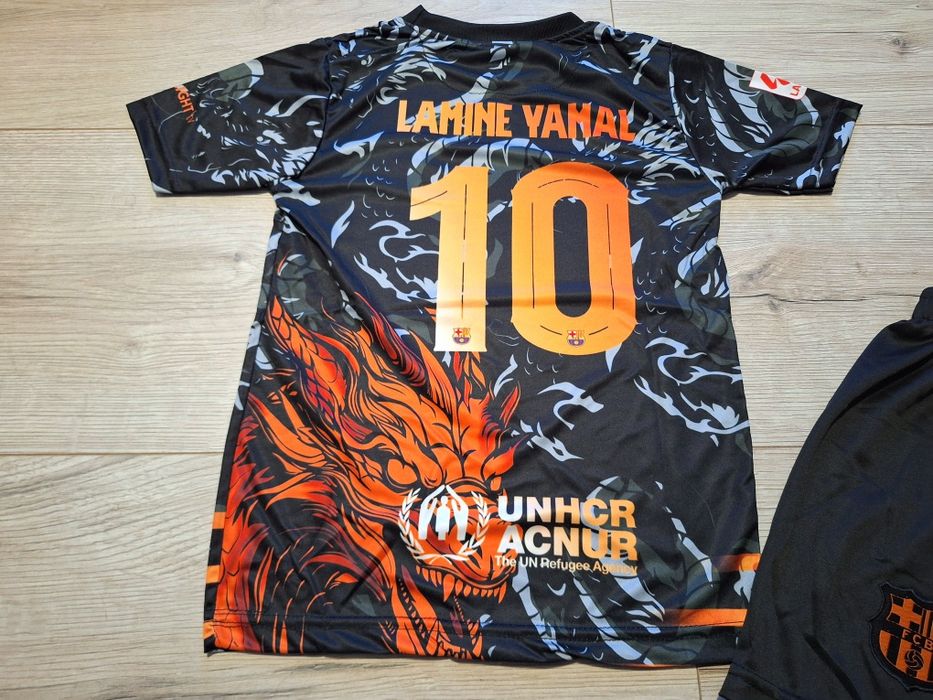 Детски екип на Барселона #Ламин Ямал #10# специално издание!