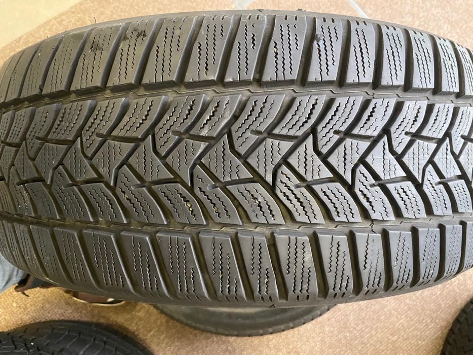 Anvelope Iarna 205/50R17 Dunlop Wintersport