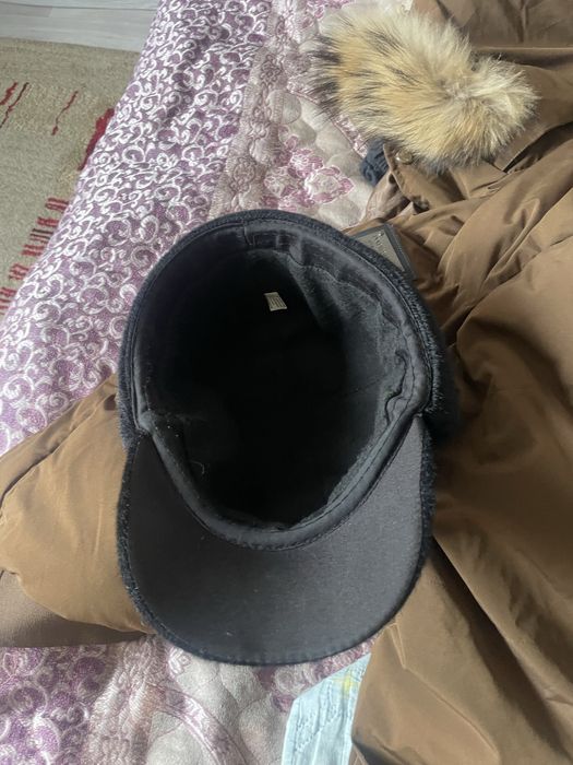 Продам шапку зимни размер 59/60