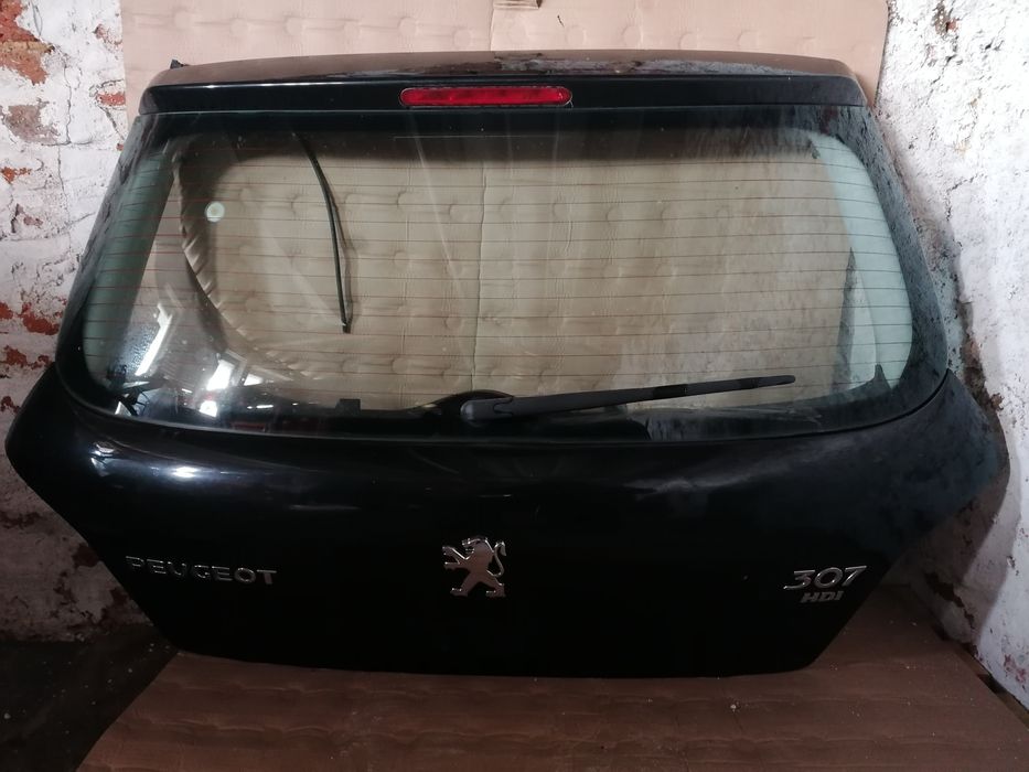 Заден Капак задна Броня Peugeot 307 SW