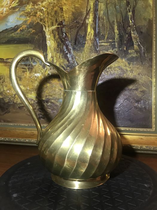 Ulcior vintage(India) din alama, model deosebit, de 1L