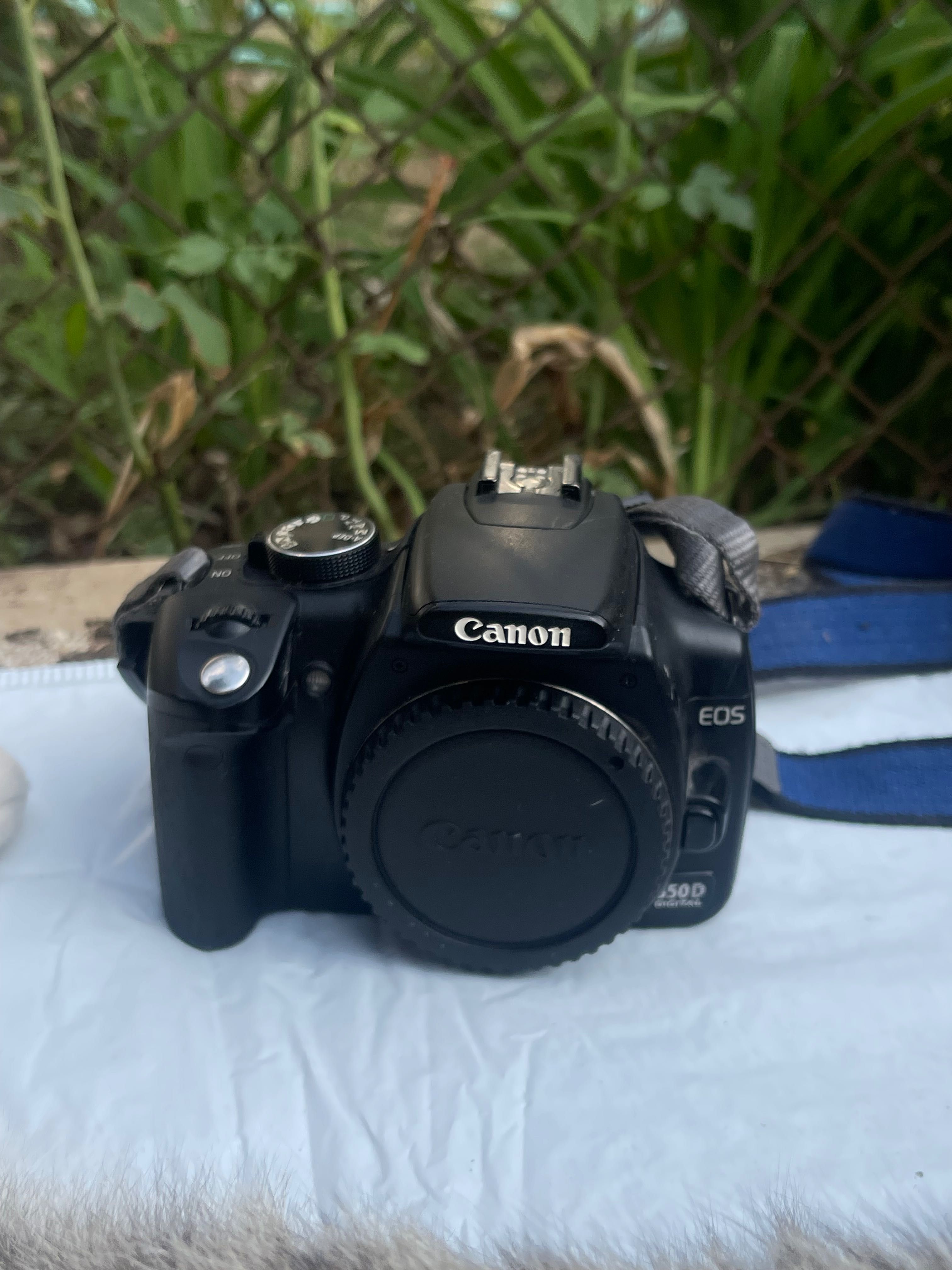 Фотоапарат Nikon I canon