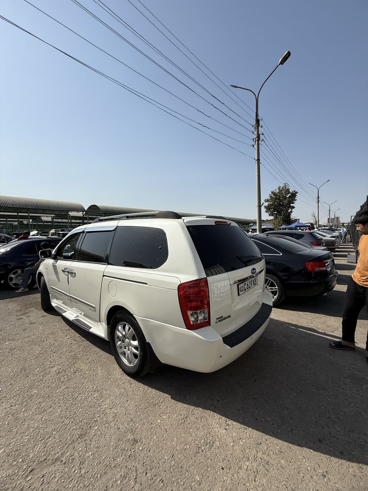 Kia carnival 2008 probeg 173 ming