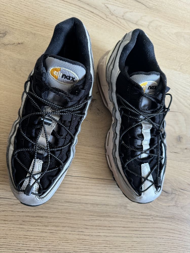 Спортни обувки NIKE AIR MAX