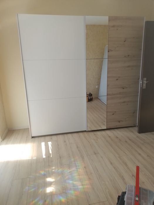 Монтаж на Венилов Ламинат