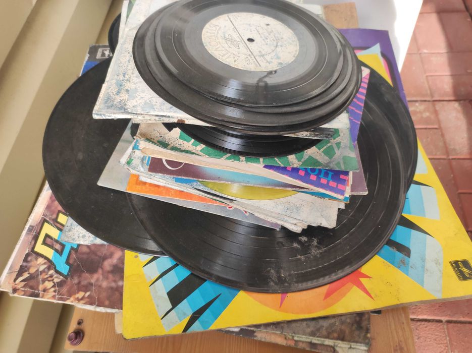 Пластинки грампластинки виниловые