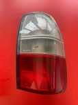 Lampa spate Stanga/Dreapta se potrivește: MITSUBISHI L200