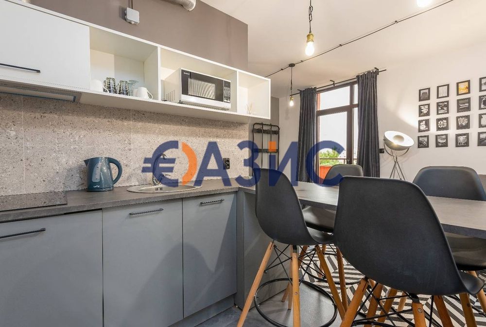Продава се Двустаен апартамент в к.к. Слънчев бряг - 76 кв.м за 1204 €/кв.м - Снимка #8