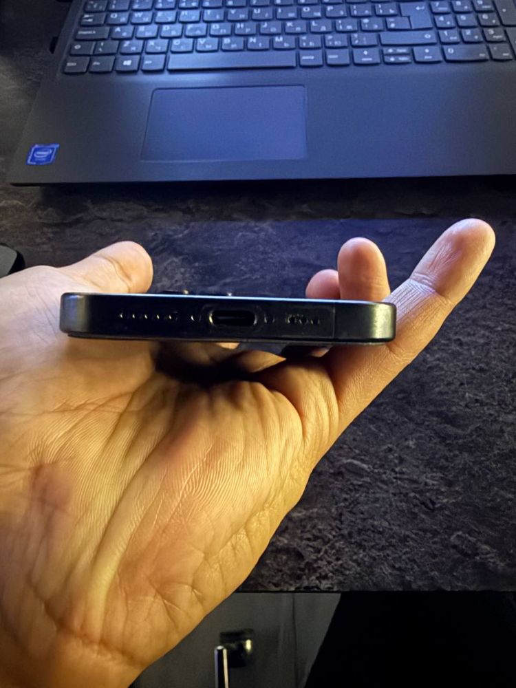 iPhone 15 pro 256 gb