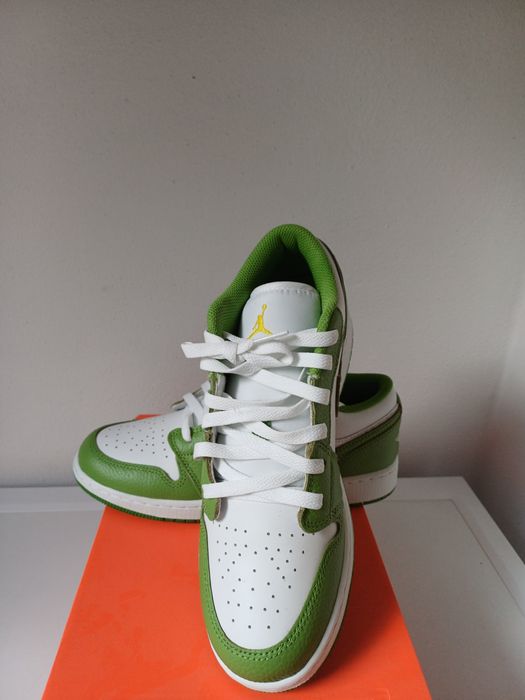 Adidasi nike jordan