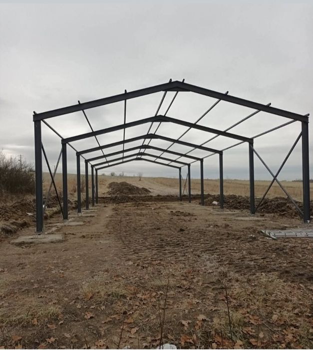 Vand structura metalica din stoc 10x25x4m