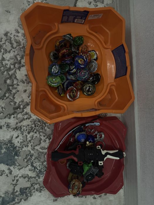 Продам игрушки Бейблейд 17000