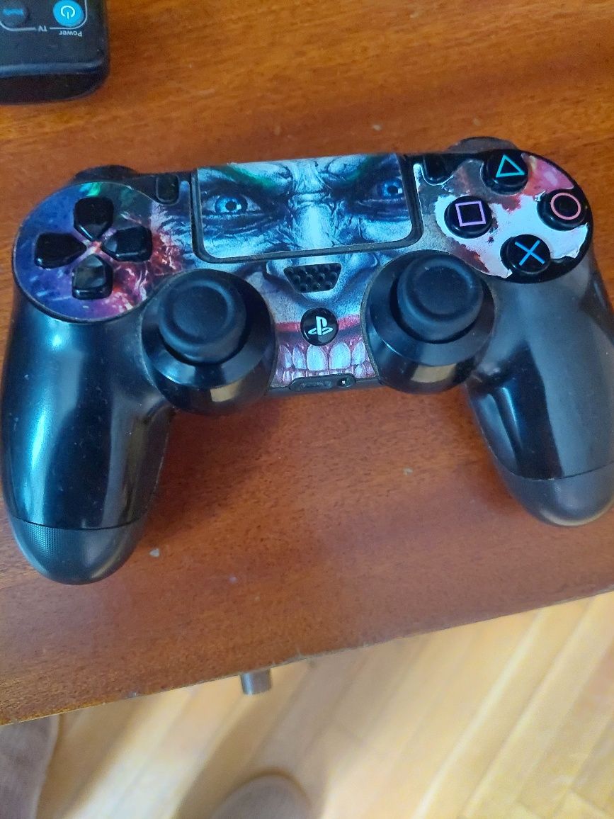 PlayStation 4 Первектно състояние
