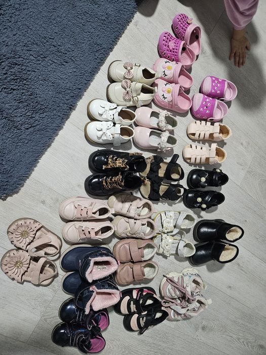 Papuci pentru fetite