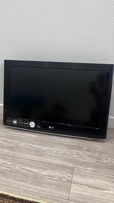 Телевизор LG продам б/у