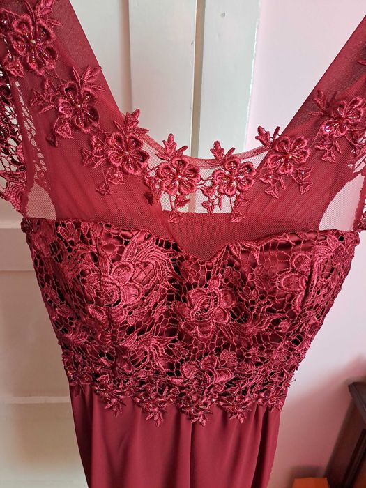 Rochie roșie eleganta