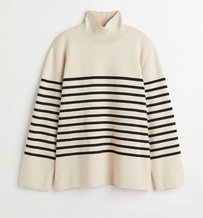 Пуловер на ленти HM