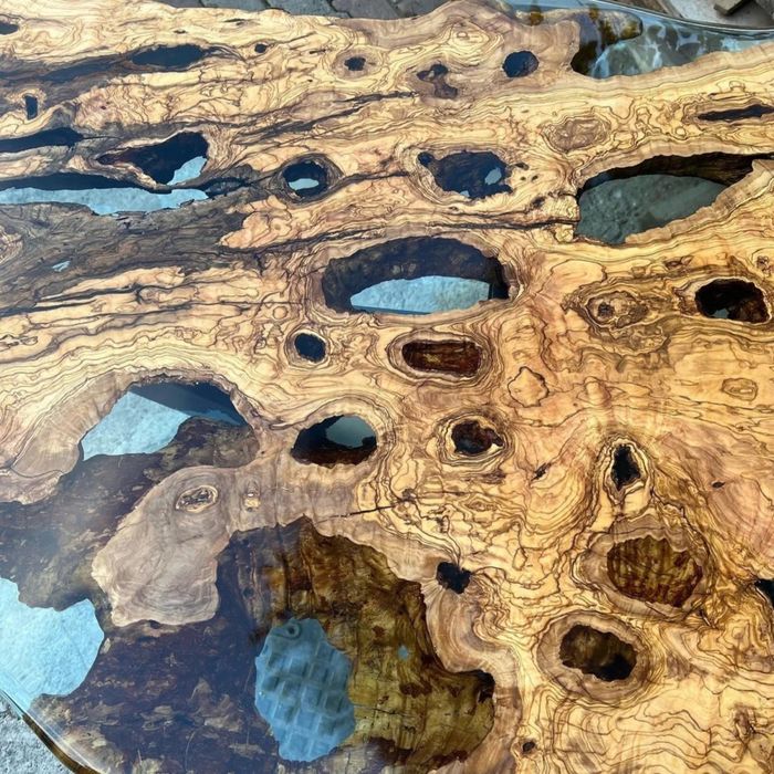 Маса от орех с епоксидна смола / луксозни маси по поръчка