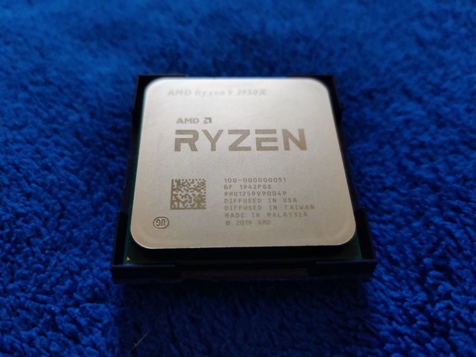 AMD ryzen 9 3950x процессор