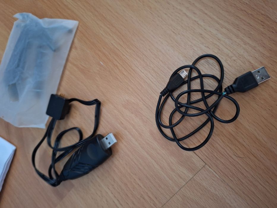 Дрон Zyma z6 (2 неработещи моторчета на перки)