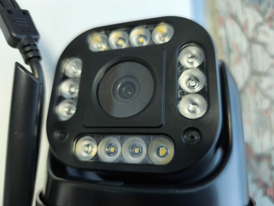 Camera supraveghere IP wifi dubla