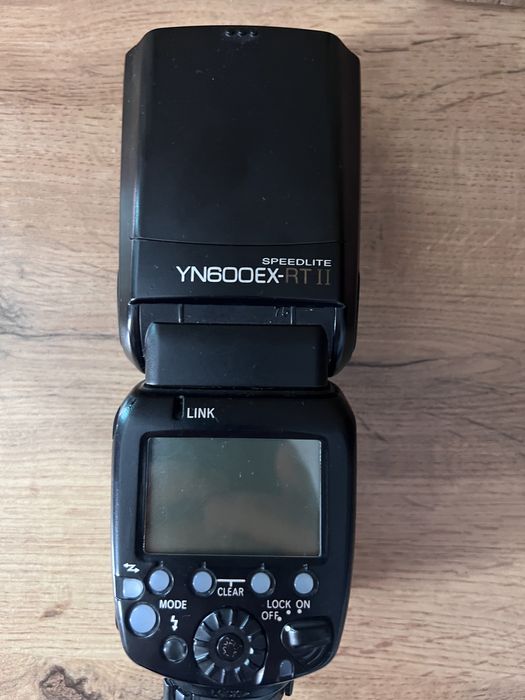 Продам вспышку yungnou 600Ex rt II