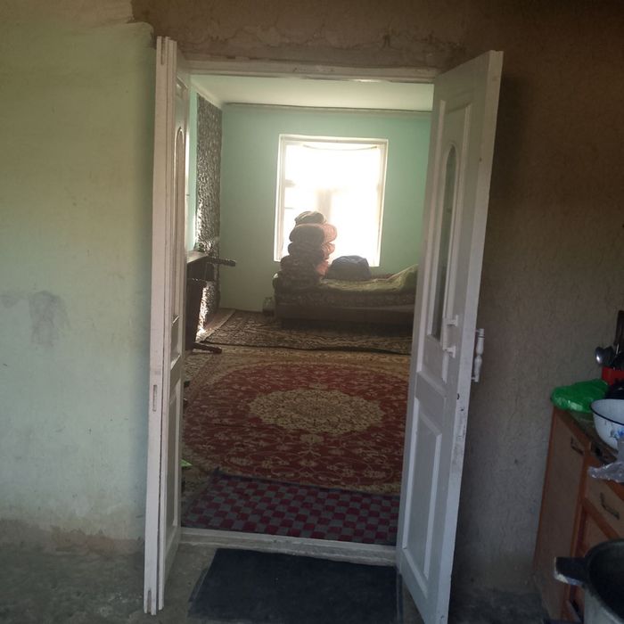 Uy sotiladi Registon Mfy