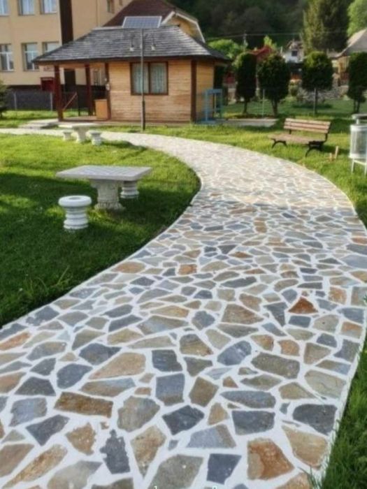 Producem pavaj cu piatra, livram oriunde în tara