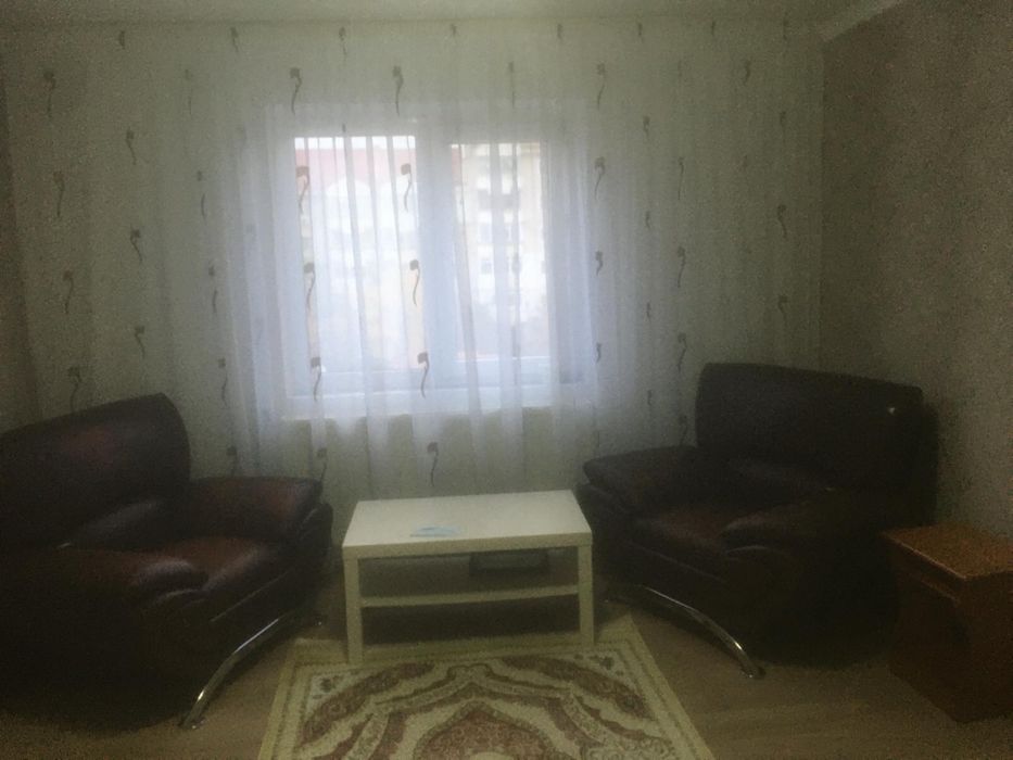Apartament 2camere de inchiriat in targovite