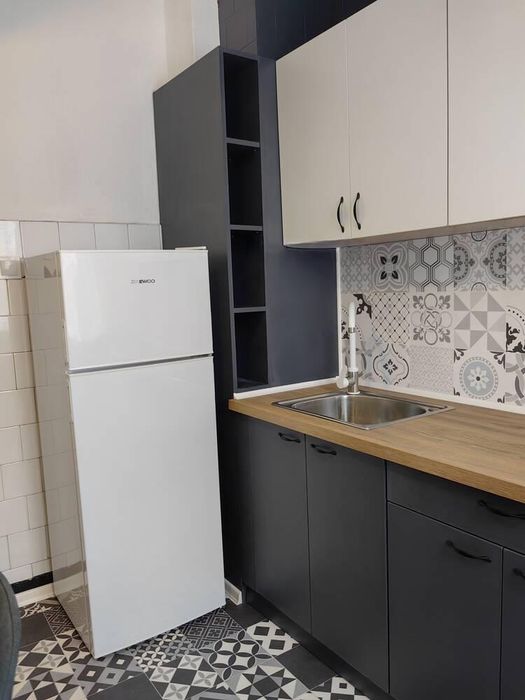 Дава се под наем Двустаен апартамент в Пловдив, Кършияка - 70 кв.м за 409 € - Снимка #4