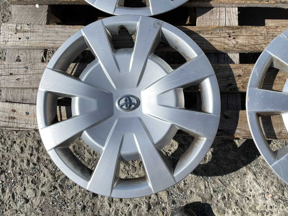 16 цола Тасове Toyota Avensis Corolla  Оригинални