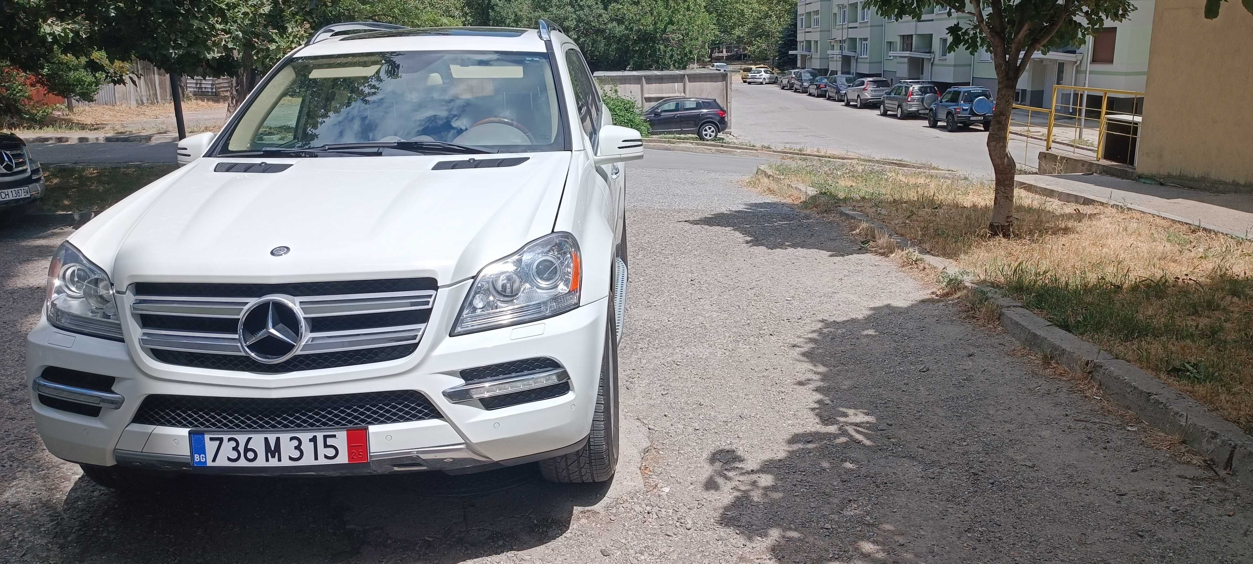 Продавам Мерцедес GL 450-2012 г.